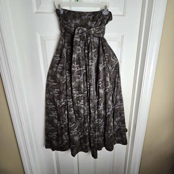 Women Camflouge Streetwear Skirt Size Large - Picture 2 of 10